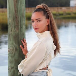 Meet your Posher, Melissa